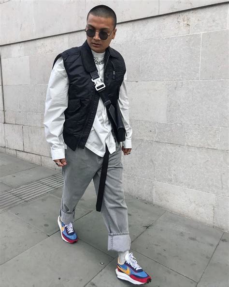 Nike Sacai waffle outfit